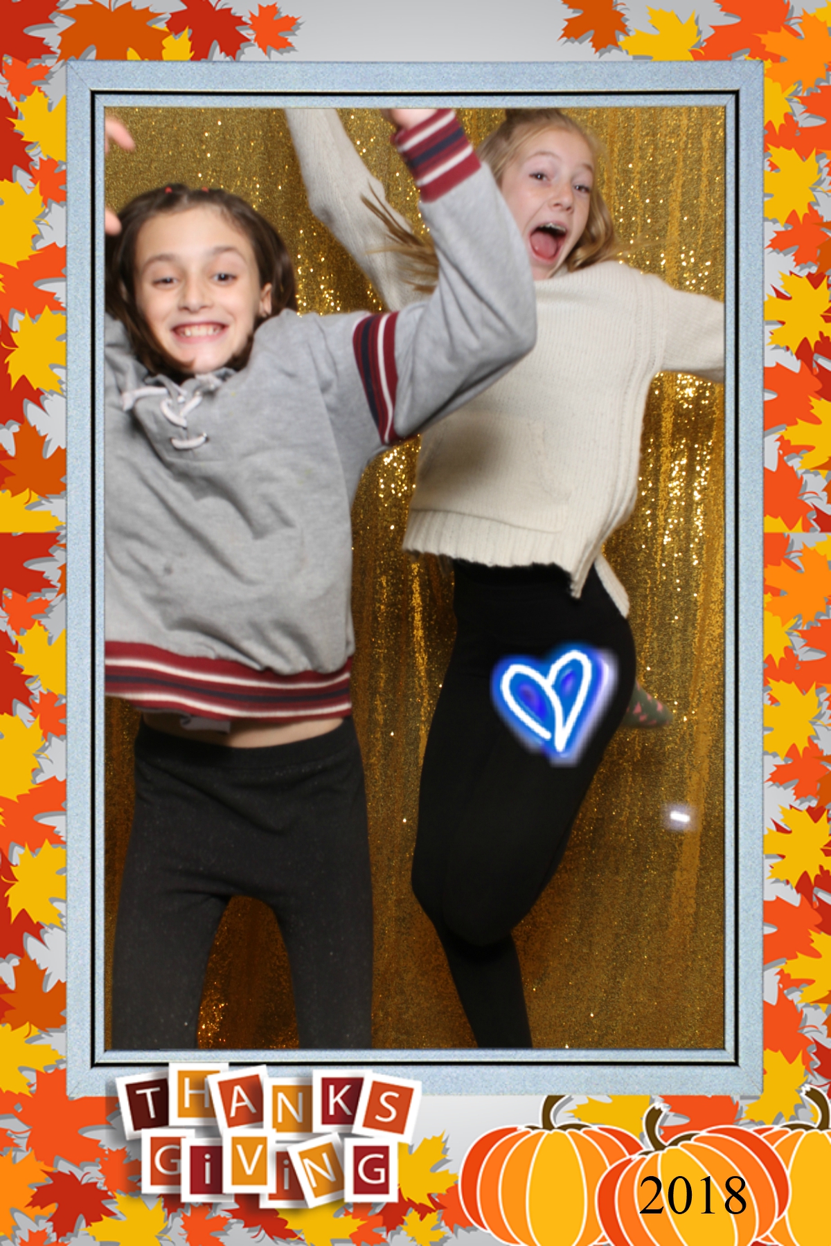 Thanksgiving 2018 | View more photos from the event at gallery.niknoxphotobox.com/u/NiKnox-Photo-Box/Thanksgiving-2018